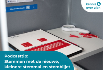 Foto van nieuwe stemmal met daaronder de tekst: 'Podcasttip: stemmen met de nieuwe, kleinere stemmal en stembiljet