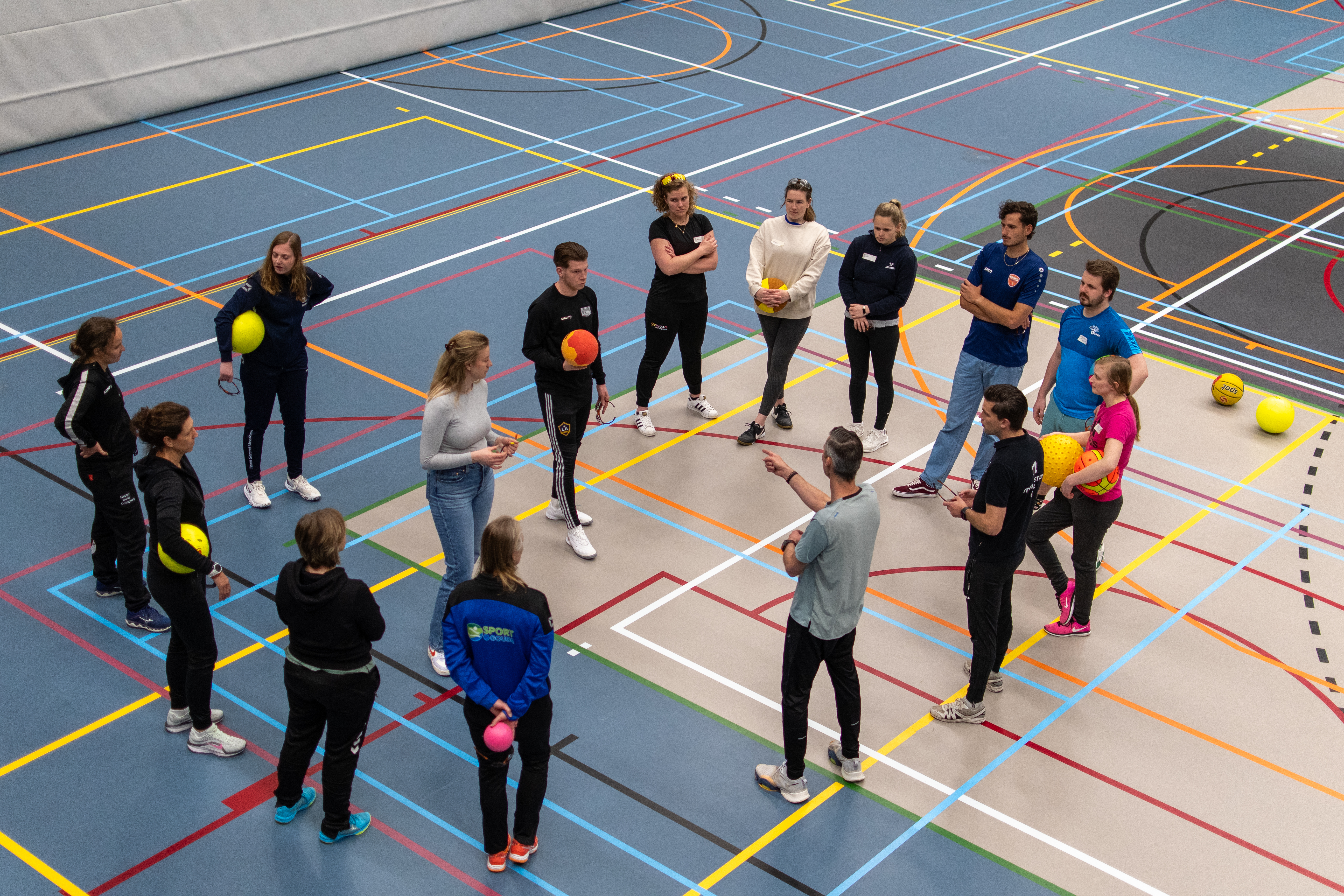 Foto van praktische gedeelte trainingsdag buurtsportcoaches